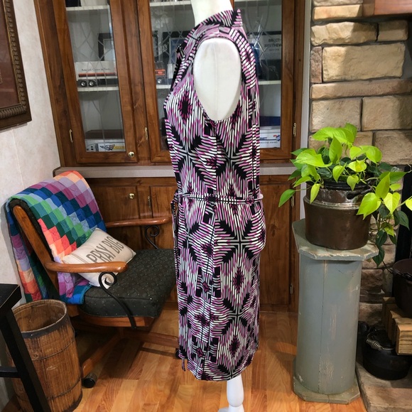 DANA BUCHMAN SIZE MEDIUM PINK GRAY AND BLACK SLEEVELESS BUTTIN UP DRESS W/BELT - Picture 2 of 3